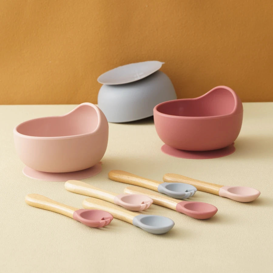 Set de Alimentación BLW – 3 Piezas de Silicona con Cuchara y Tenedor de Madera